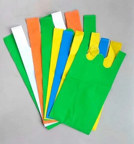 Handle Type W Cut Plain PP Non Woven Carry Bag For Grocery At Rs 150