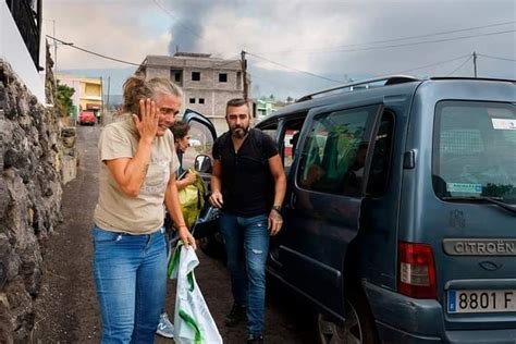 Eruzione Alle Canarie La Lava Del Cumbre Vieja Sta Cancellando Todoque