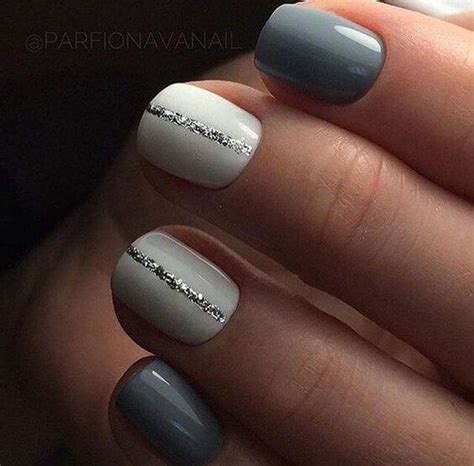 40 Super Elegant Prom Nails For The Big Night Belletag