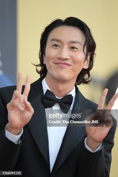 442 Lee Kwang Soo Photos Stock Photos High Res Pictures And Images