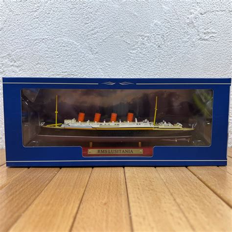 1/1250 Scale RMS Lusitania Ocean Liner Diecast Model Ship – old boy hobby