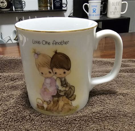 Precious Moments Love One Another Enesco 1984 Love One Another