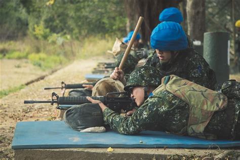 【1年期義務役入伍訓練】實彈射擊訓練 強化個人戰技 軍聞 【1年期義務役入伍訓練】實彈射擊訓練 強化個人戰技 青年日報