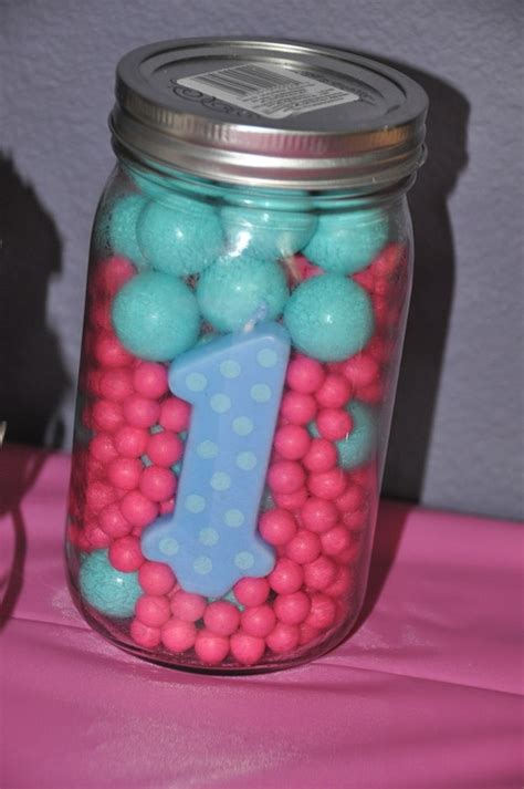 Cute And Easy Party Decor With Mason Jars