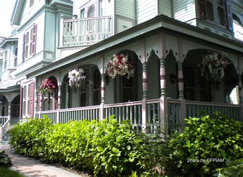 Victorian Porches | Victorian Style Homes | Cape May NJ