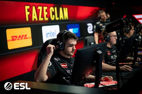 Epl Faze Vence Navi E Encara Furia Nas Semifinais