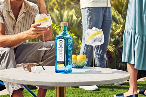 Mamma Team — Bombay Sapphire