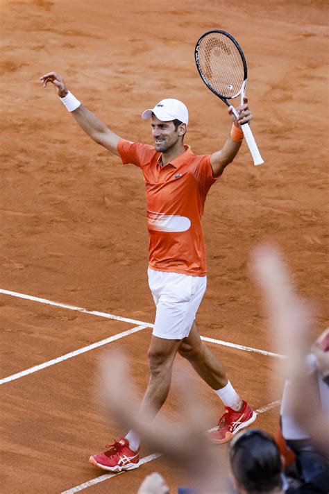 Tennis Djokovic Trionfa A Roma Battuto Tsitsipas Gazzetta Del Sud