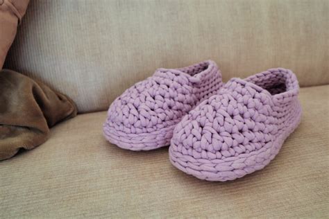 Quick Crochet Slippers! – The Snugglery