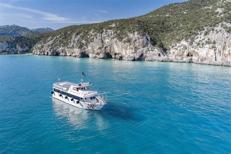 Cala Gonone Grotta Del Bue Marino En Cala Luna Rondvaart Getyourguide