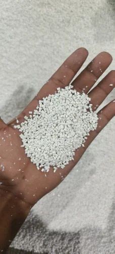 White Polycarbonate Milky Granules For Plastic Industry Packaging