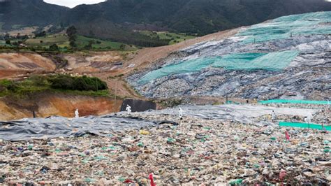 La Contraloría De Bogotá Visitó El Botadero De Basuras De Doña Juana