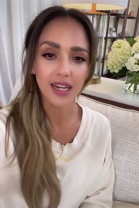 Jessica Alba Tiktok April 19 2021 Star Style