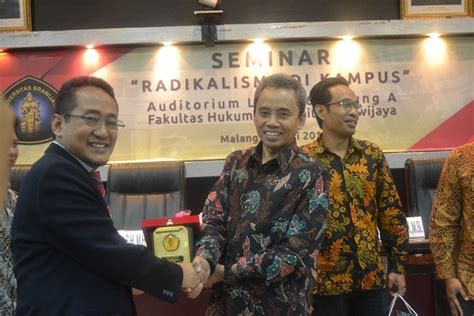 Seminar Dies Natalis Ke 61 Fakultas Hukum Bertajuk “radikalisme Di