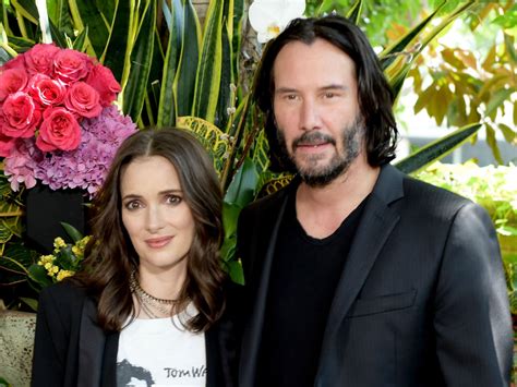 Keanu Reeves And Winona Ryder Married On Set Of Dracula Says Director