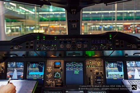 A380 Cockpit - Benoa in Japan