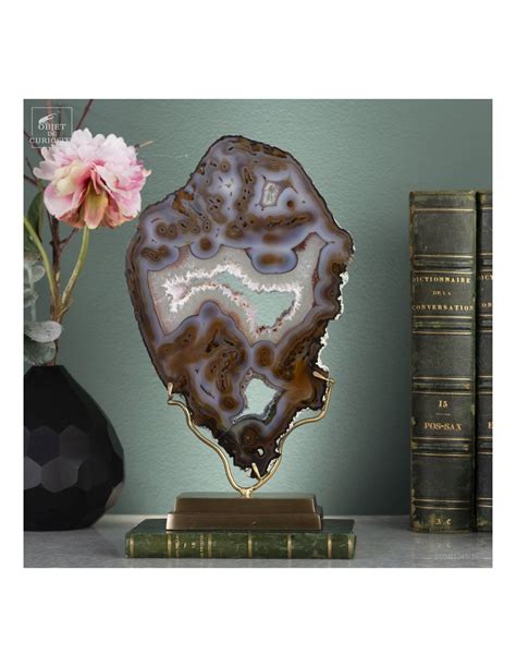 Tranche d agate avec géode de quartz Brésil sur base laiton