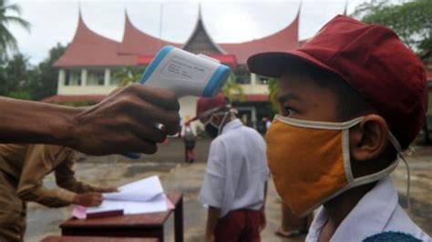 Sekolah Dan Pandemi Covid Pemda Diizinkan Buka Sekolah Pada Januari