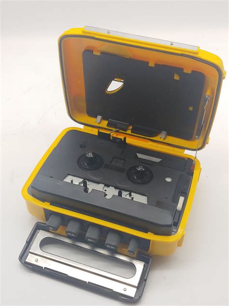 Sony Walkman WM-SXF30 Sports AM/FM Portable Stereo Cassette Player