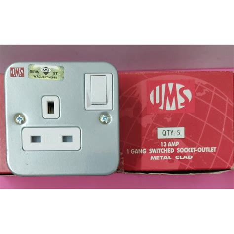 Ums Gang Switch Socket Outlet Metal Clad M Shopee Malaysia