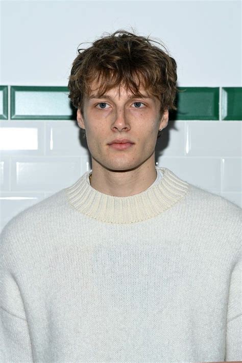 Mens Haircuts Straight Hair Men Haircut Curly Hair Haircuts For Medium Hair Blonde Haircuts