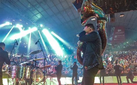 La agrupación Banda MS ofreció un concierto especial en el Palenque