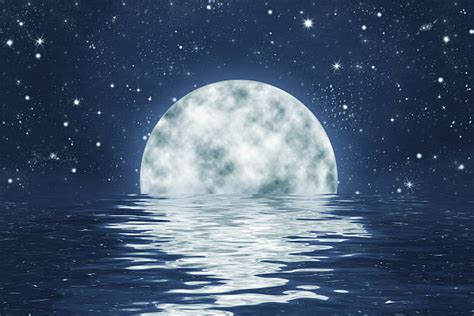 Moon Reflection Water Pic Stock Photos, Pictures & Royalty-Free Images ...