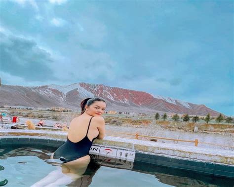 Phạm Quỳnh Anh diện bikini khoe dáng gợi cảm dân mạng liên tục nhắc điều này