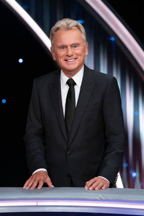 Wheel Of Fortune Host Pat Sajaks Wife Lesly Brown Makes Rare