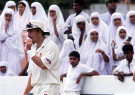 Warne Celebrates Miller S Catch Sri Lanka V Australia 2nd Test 1999