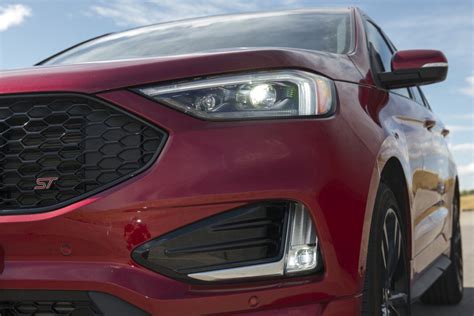 Specs: How Much Power Does the 2020 Ford Edge ST Put Down?