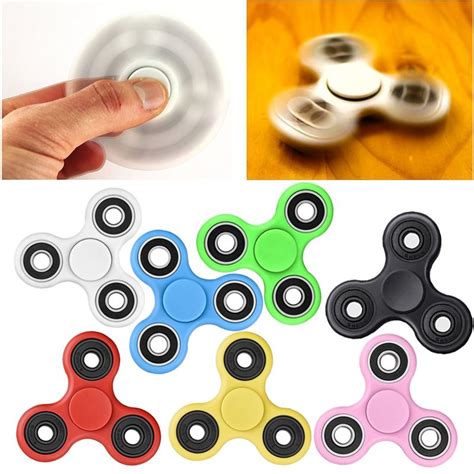 2020 The Anti Anxiety 360 Spinner Helps Focusing Fidget Toy Tri Spinner