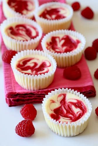 Raspberry Swirl Cheesecake Cupcakes Everyday Annie