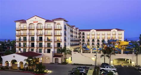 10 Marriott Hotels Near Disneyland (Know Before You Book) 2025