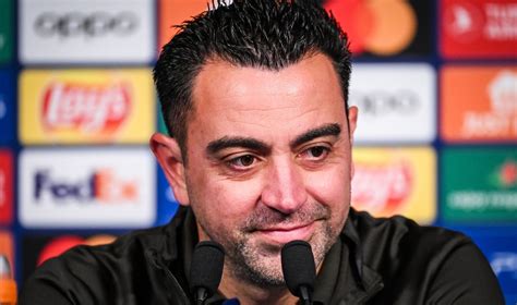 Xavi R M Ne Cu Picioarele Pe P M Nt Dup Psg Barcelona Tot Ei