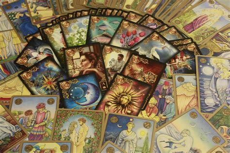 Comment Utiliser Le Tarot De Marseille Dans Votre Vie Amoureuse