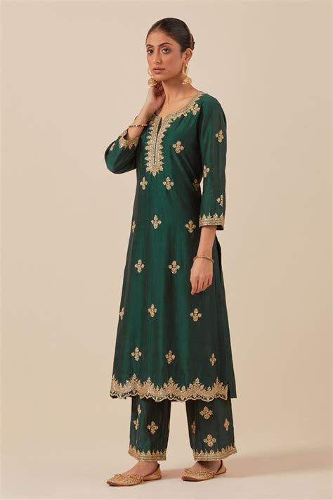 Buy Green Chanderi Silk Embroidery Cutdana Notched Floral Kurta For