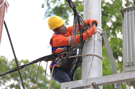 Transformasi Pelayanan PLN Cetak Penjualan Listrik Rp288 8 Triliun