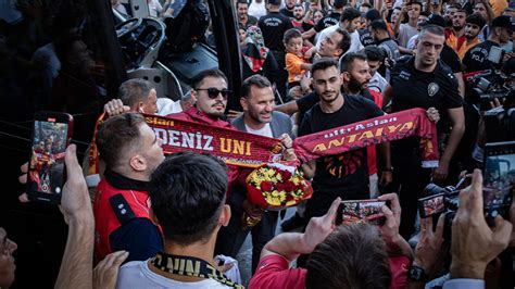 Galatasaray Antalyada Co Kuyla Kar Land H Rs Z Gazetesi