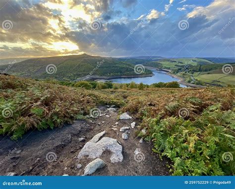 Ladybower reservoir stock image. Image of summer, mountain - 259752229