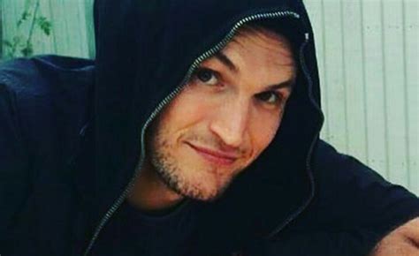 Josh Klinghoffer Habla Sobre Su Salida De Red Hot Chili Peppers Binaural