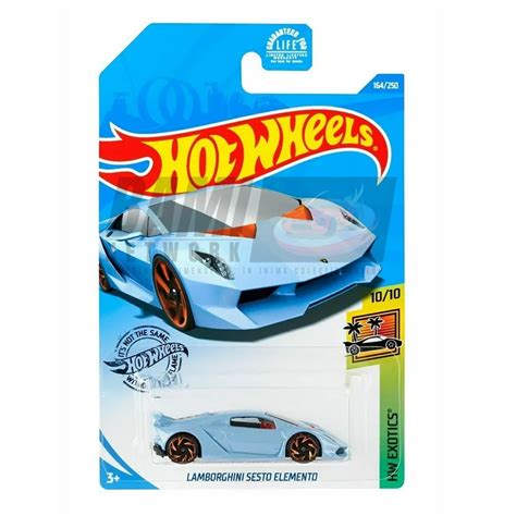 Masinuta Metalica Hot Wheels Lamborghini Sesto Elemento Colectia Hw Exotics Light Blue
