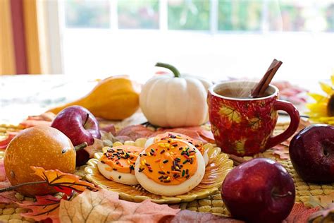 Hd Wallpaper Cupcake And Fruits In The Table Autumn Fall Apple