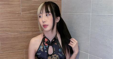 Hot girl Thái Lan Mlem Uwu lộ hàng ngay trên livestream Tin Hay Vip