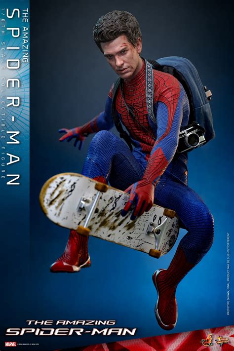 The Amazing Spider Man Returns With New Deluxe Hot Toys 1 6 Figure