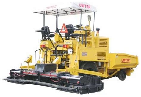 Hp Bitumen Paver Machine Kg Capacity Tph At Best Price