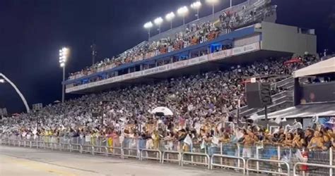 Vai Vai E Camisa Verde E Branco Voltam Para Grupo Especial Do Carnaval