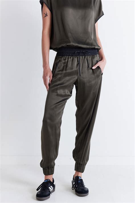 Trending | Women's Ready-To-Wear Designer Clothing | Ruti