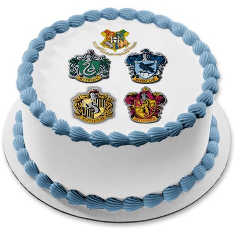 Decorate Your Cake With This Harry Potter Themed Edible Cake Topper