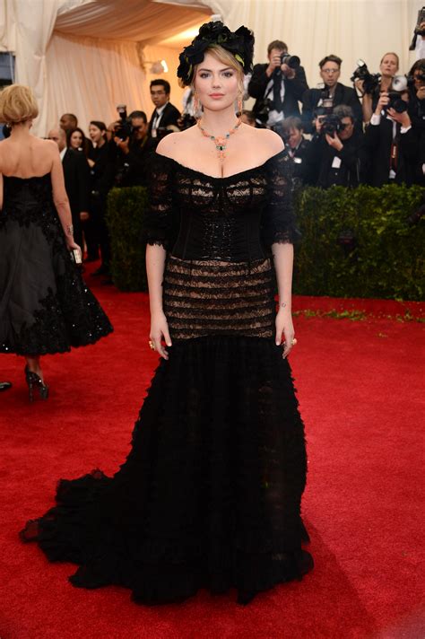 Kate Upton Responds Nude Photo Theft Through Her Attorney It S An Appropriate Reply